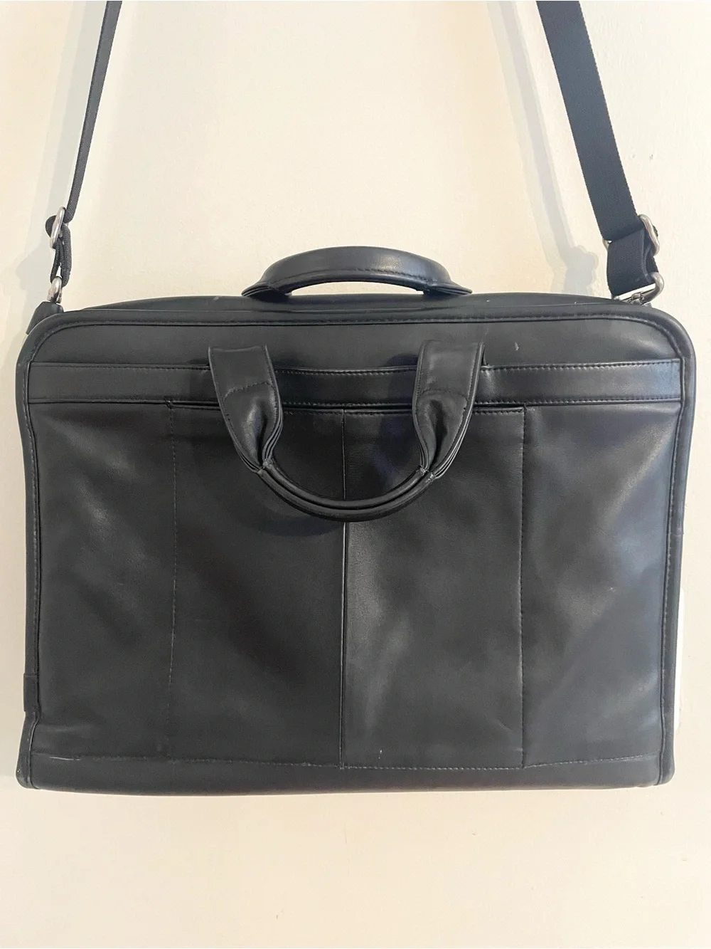 Tumi Alpha Slim Briefcase Black Leather Laptop Messenger Bag 96111D0P- EUC